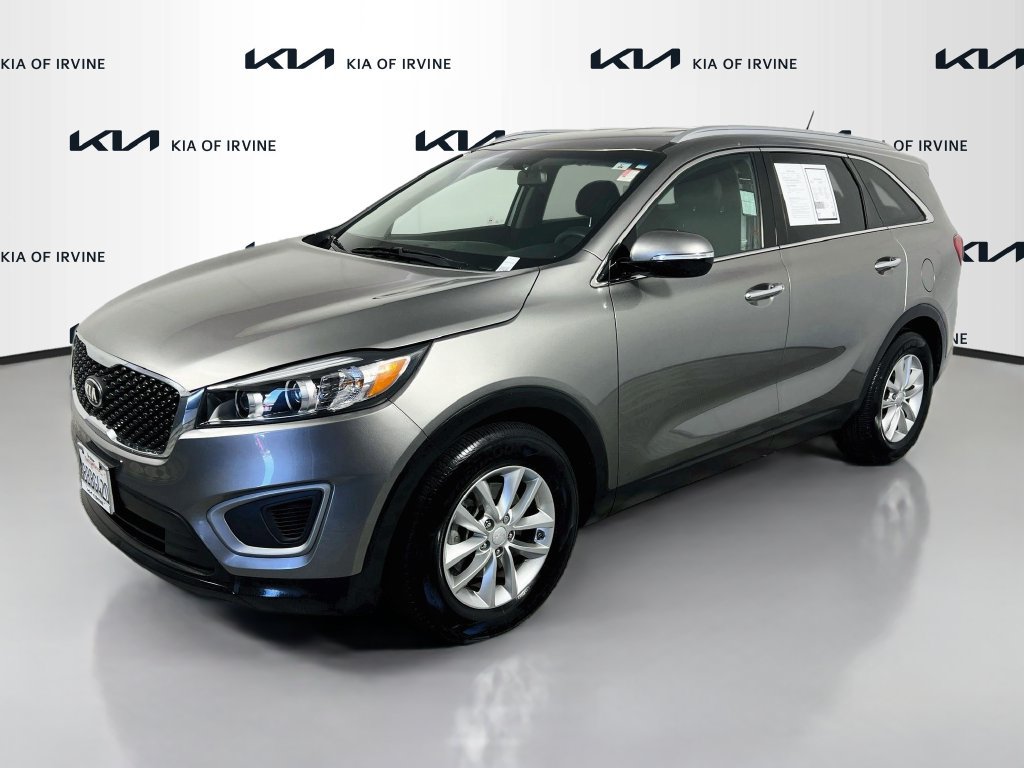 Used 2018 Kia Sorento FWD V6 image 4