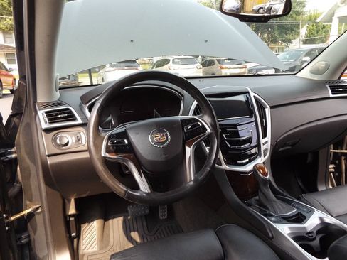 Used 2014 Cadillac SRX Luxury AWD/4WD image 17