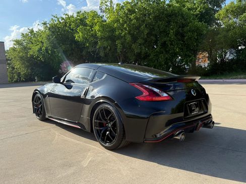 Used 2020 Nissan 370Z NISMO image 5