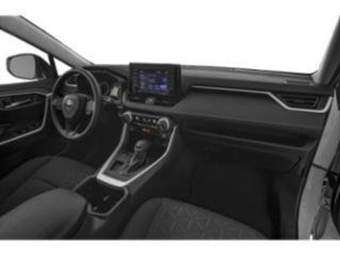 Used 2022 Toyota RAV4 XLE w/ Convenience Package FWD image 10