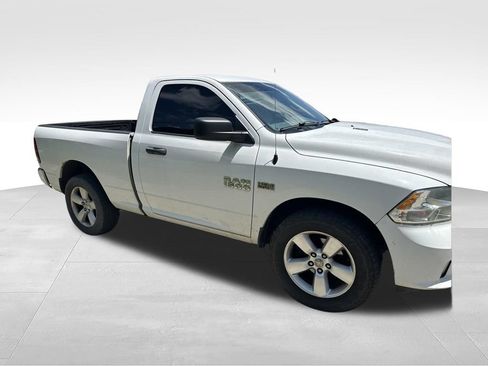 Used 2014 RAM 1500 Express AWD/4WD image 10