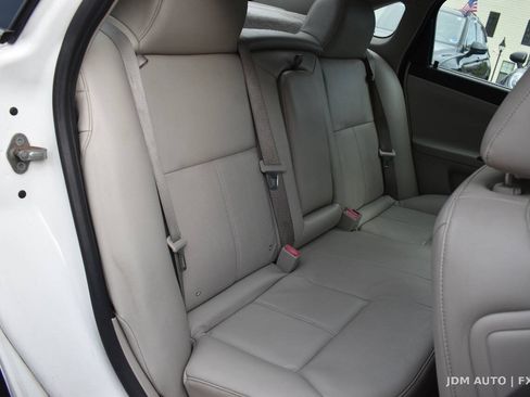 Used 2013 Chevrolet Impala LTZ FWD image 15