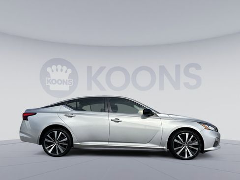 Used 2021 Nissan Altima 2.5 SR image 8