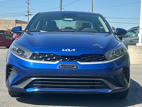 Used 2023 Kia Forte LXS image 9