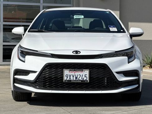 Used 2026 Toyota Corolla SE FWD image 11