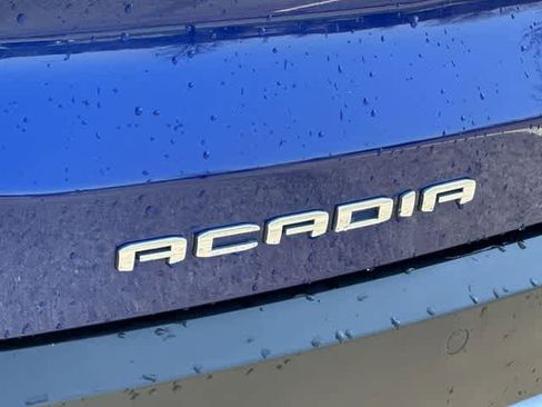 Used 2023 GMC Acadia SLE w/ Driver Convenience Package image 19