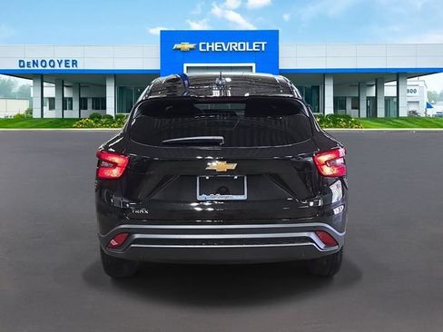 New 2026 Chevrolet Trax LS FWD image 7