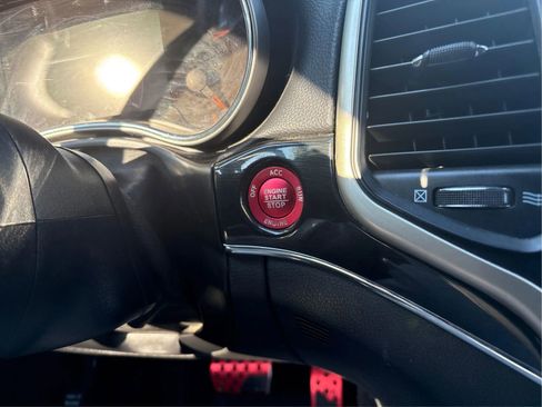 Used 2018 Jeep Grand Cherokee Trailhawk w/ Trailhawk Luxury Group image 27