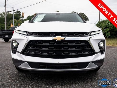 Used 2023 Chevrolet Blazer LT image 2