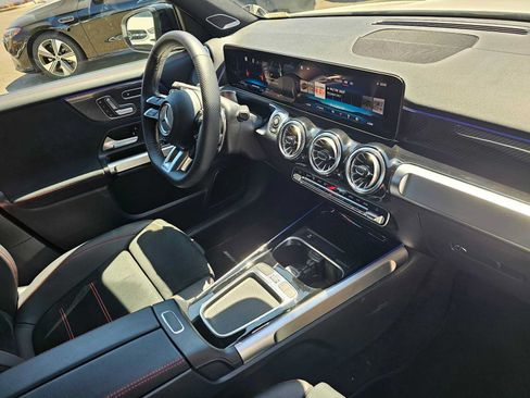 Used 2026 Mercedes-Benz GLB 35 AMG 4MATIC image 11
