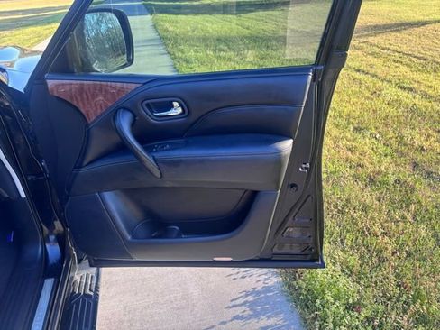 Used 2019 INFINITI QX80 Luxe RWD image 33