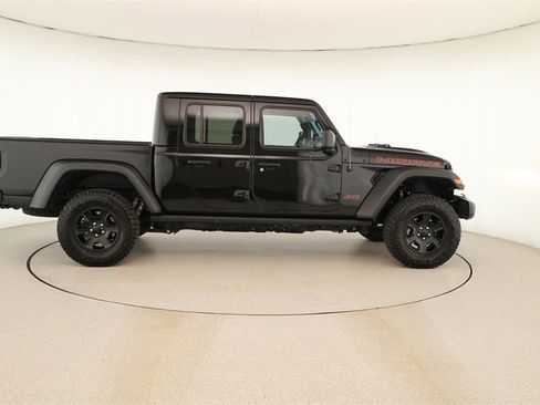 Used 2023 Jeep Gladiator Mojave w/ Cold Weather Group image 8