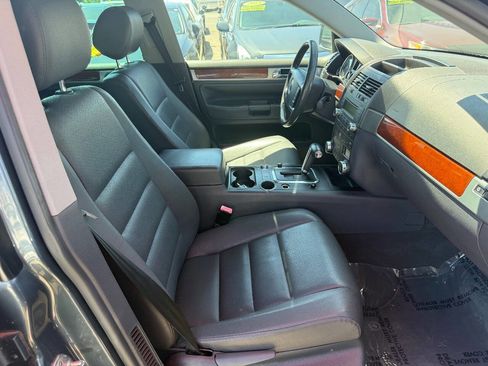 Used 2006 Volkswagen Touareg V6 image 16