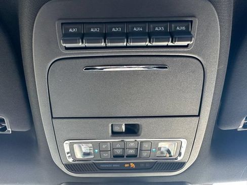 Used 2026 Ford F350 Platinum AWD/4WD image 17