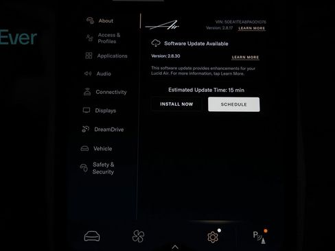 Used 2023 Lucid Air Touring image 7