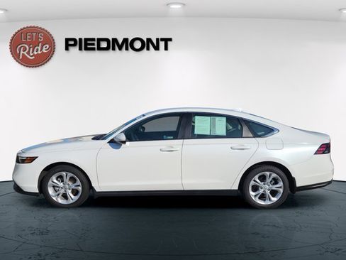 Certified 2024 Honda Accord LX image 9