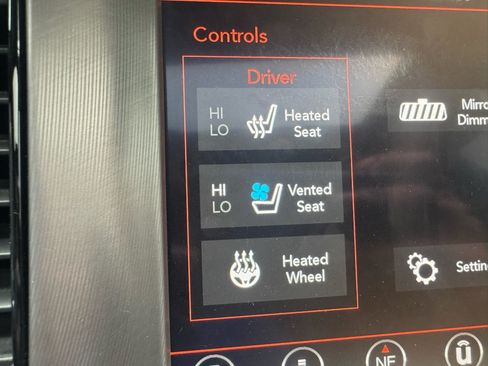 Used 2022 Dodge Charger R/T w/ Plus Group RWD image 23