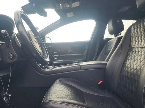 Used 2019 Jaguar XJ L Supercharged RWD image 2