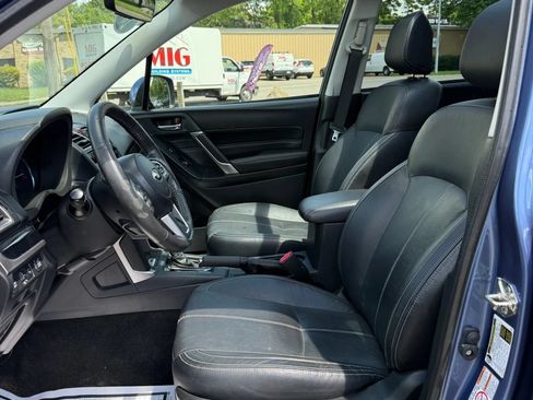 Used 2018 Subaru Forester 2.5i Touring w/ Popular Package #2 AWD/4WD image 14