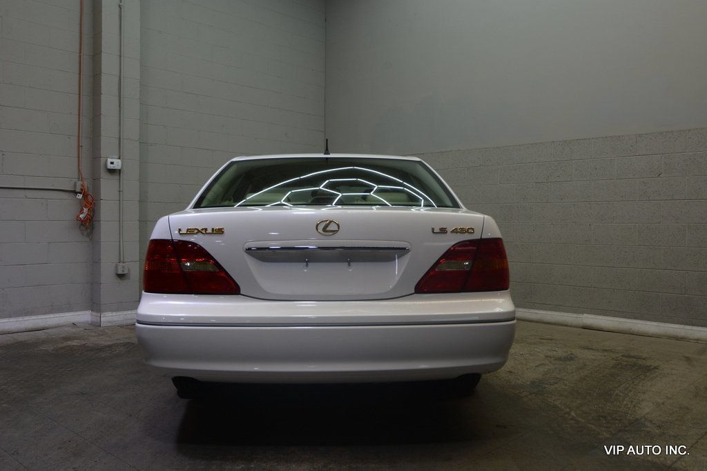 Used 2001 Lexus LS 430 RWD image 9