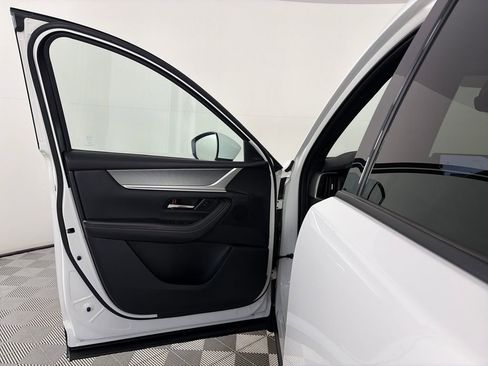 Used 2025 MAZDA CX-90 Plug-In Hybrid w/ Premium Plus image 14