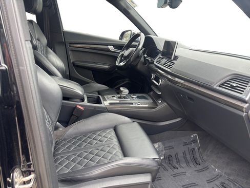 Used 2018 Audi SQ5 Prestige w/ Prestige Package image 15