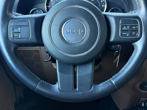 Used 2013 Jeep Wrangler Unlimited Rubicon w/ Max Tow Pkg image 14