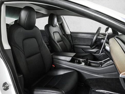 Used 2020 Tesla Model 3 Long Range image 22