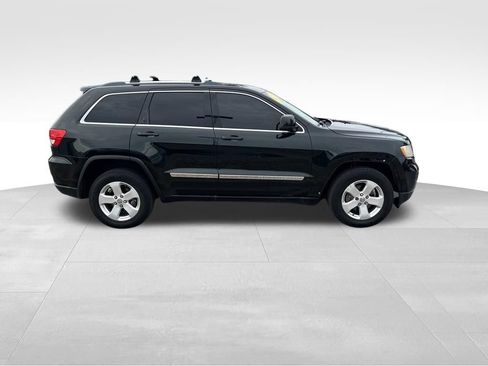 Used 2013 Jeep Grand Cherokee Laredo AWD/4WD image 7
