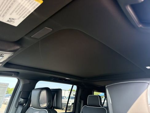 New 2026 GMC Yukon XL AT4 Ultimate w/ LPO, Floor Liner Package AWD/4WD image 19