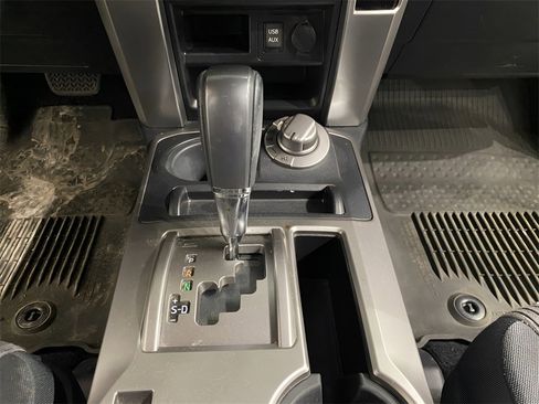 Used 2017 Toyota 4Runner SR5 image 15