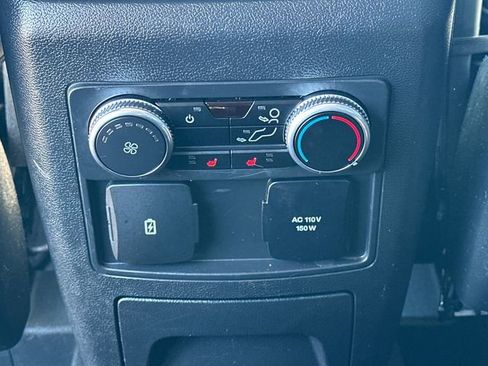 Used 2022 Ford Explorer Limited w/ Limited Technology Package image 19