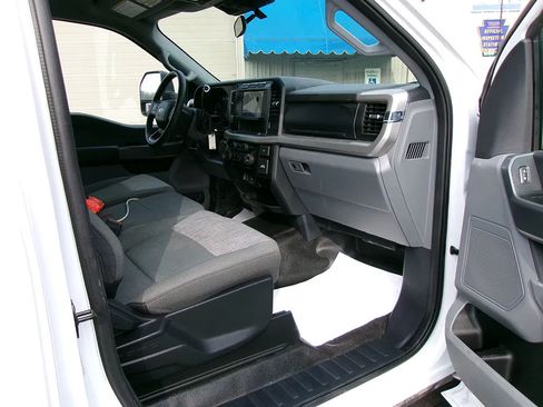 Used 2024 Ford F450 XLT w/ XLT Value Package AWD/4WD image 17