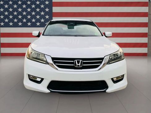 Used 2013 Honda Accord Sport image 3
