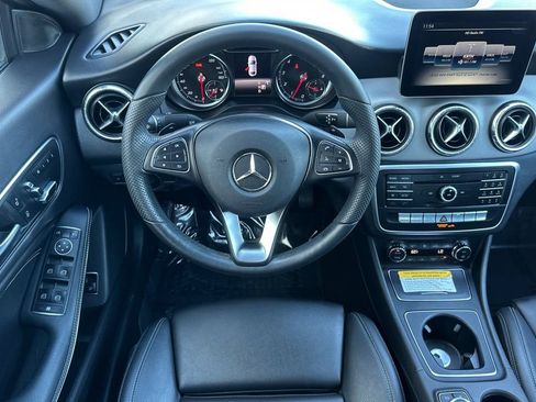 Used 2019 Mercedes-Benz CLA 250 image 14