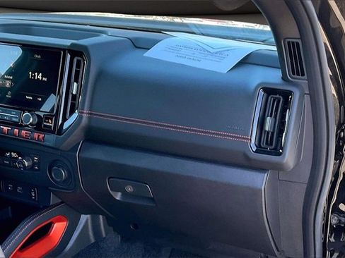 Certified 2025 Nissan Frontier PRO-4X w/ Pro Convenience Package image 15