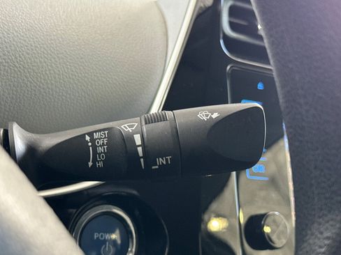 Used 2016 Toyota Prius Two FWD image 33