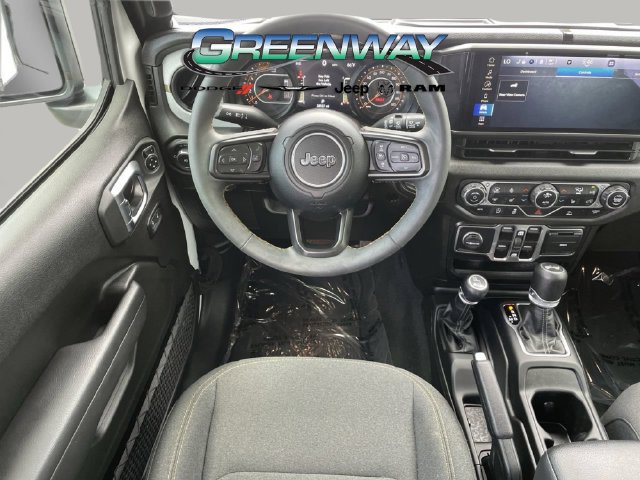 Used 2024 Jeep Wrangler Unlimited Sport AWD/4WD image 13