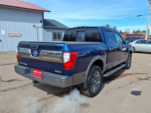 Used 2017 Nissan Titan Platinum Reserve image 6