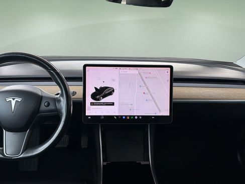 Used 2018 Tesla Model 3 Long Range AWD/4WD image 7