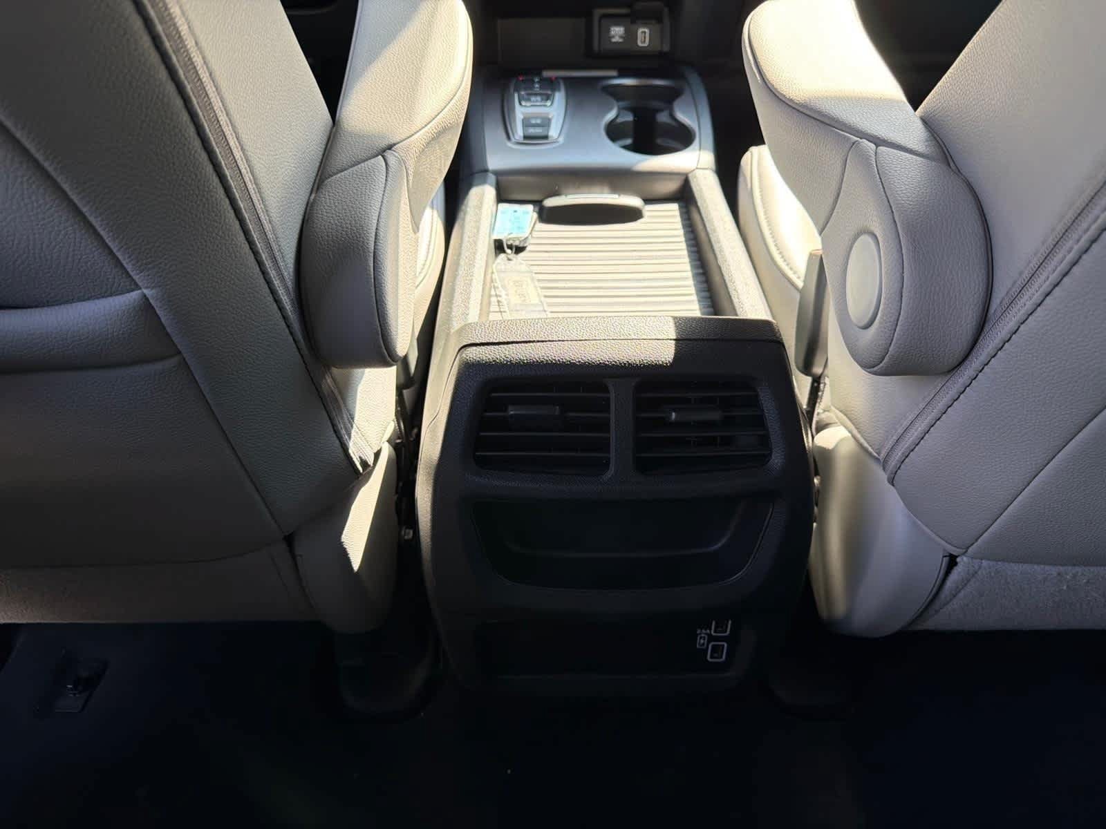 Used 2023 Honda Passport EX-L image 29