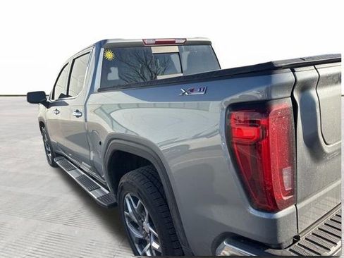 Used 2023 GMC Sierra 1500 SLT w/ SLT Premium Plus Package AWD/4WD image 5