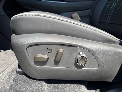 Used 2026 Buick Enclave Avenir w/ Super Cruise Package FWD image 12