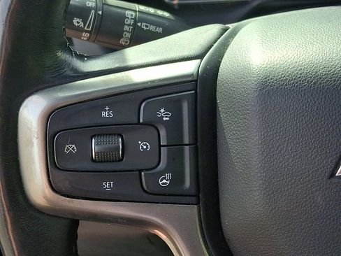 Used 2021 Chevrolet Tahoe Z71 w/ Z71 Signature Package image 21