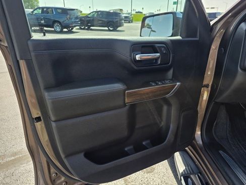 Used 2019 Chevrolet Silverado 1500 LT w/ All-Star Edition AWD/4WD image 23