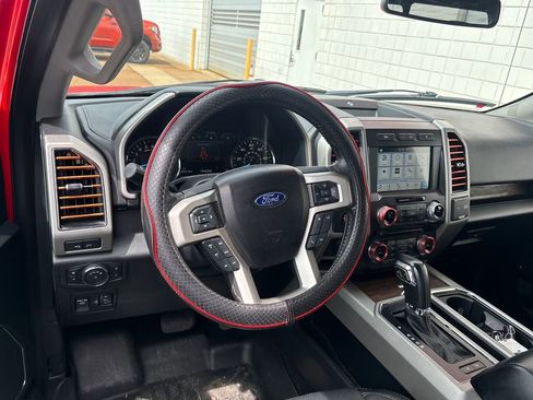 Used 2018 Ford F150 Lariat w/ Equipment Group 502A Luxury AWD/4WD image 2