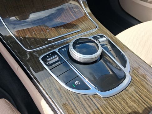 Used 2018 Mercedes-Benz C 300 Sedan image 20
