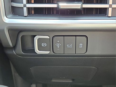 Used 2026 Hyundai Santa Fe SEL image 24