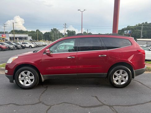 Used 2012 Chevrolet Traverse LT FWD image 4