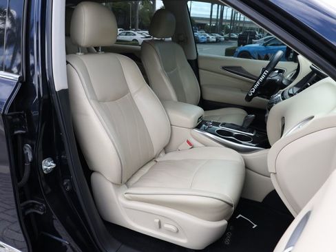 Used 2019 INFINITI QX60 Luxe w/ Essential Package FWD image 22